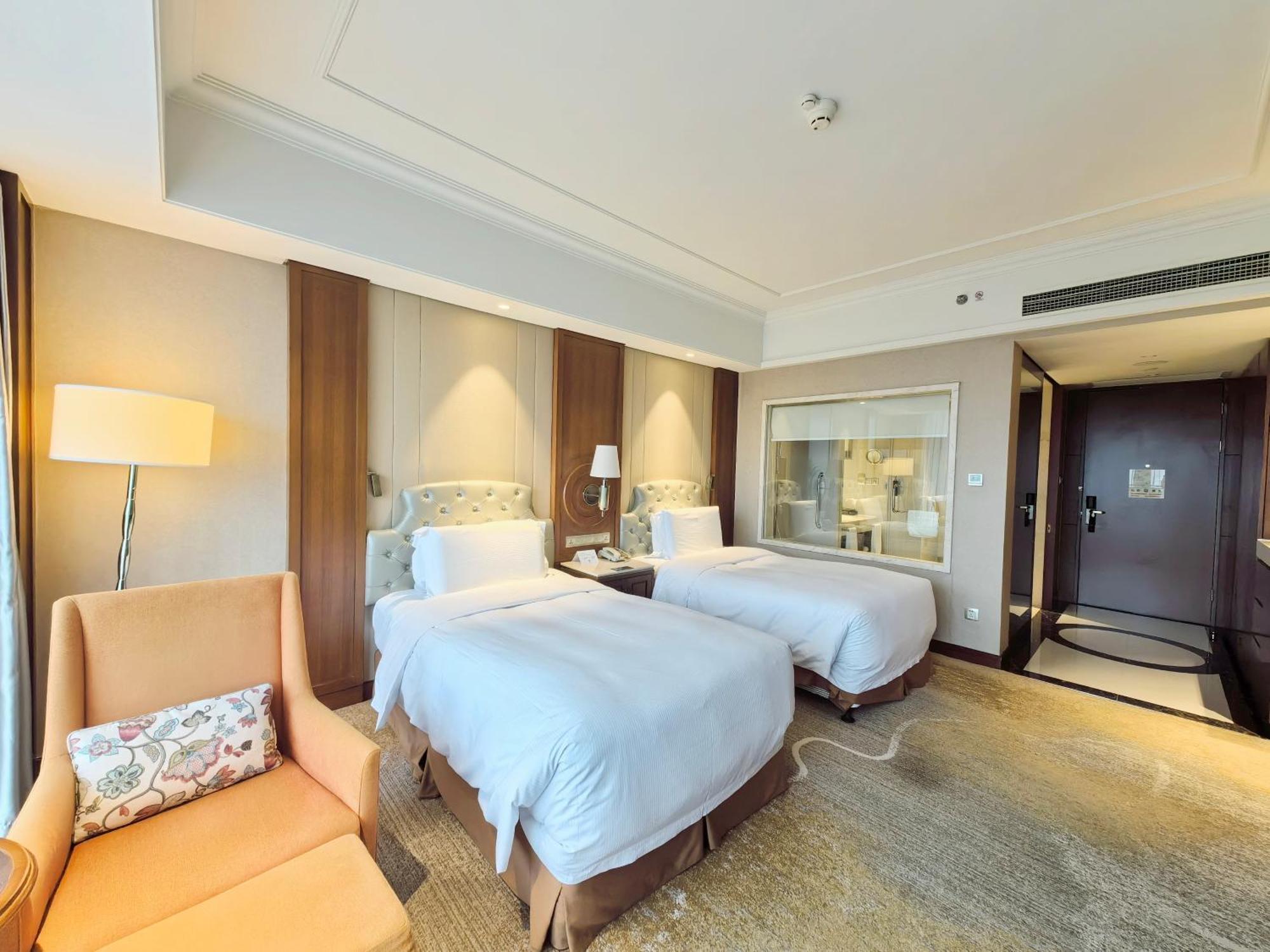 Doubletree By Hilton Ningbo - Chunxiao Hotel Exterior foto